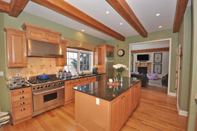 Custom Kitchens